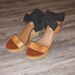Steve Madden Ropper summer night out kork  platform wedges  Sz 10